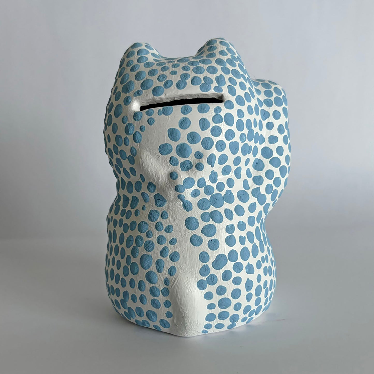 MANEKINECO | WHITE LIGHT BLUE